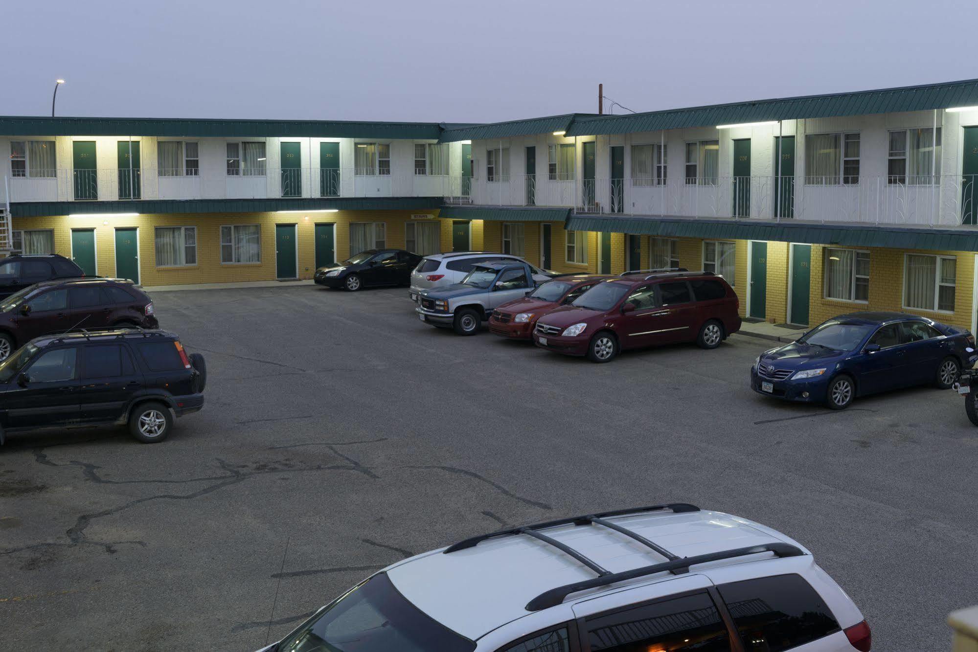 Sun-Dek Motel เมดิซีนแฮท ภายนอก รูปภาพ